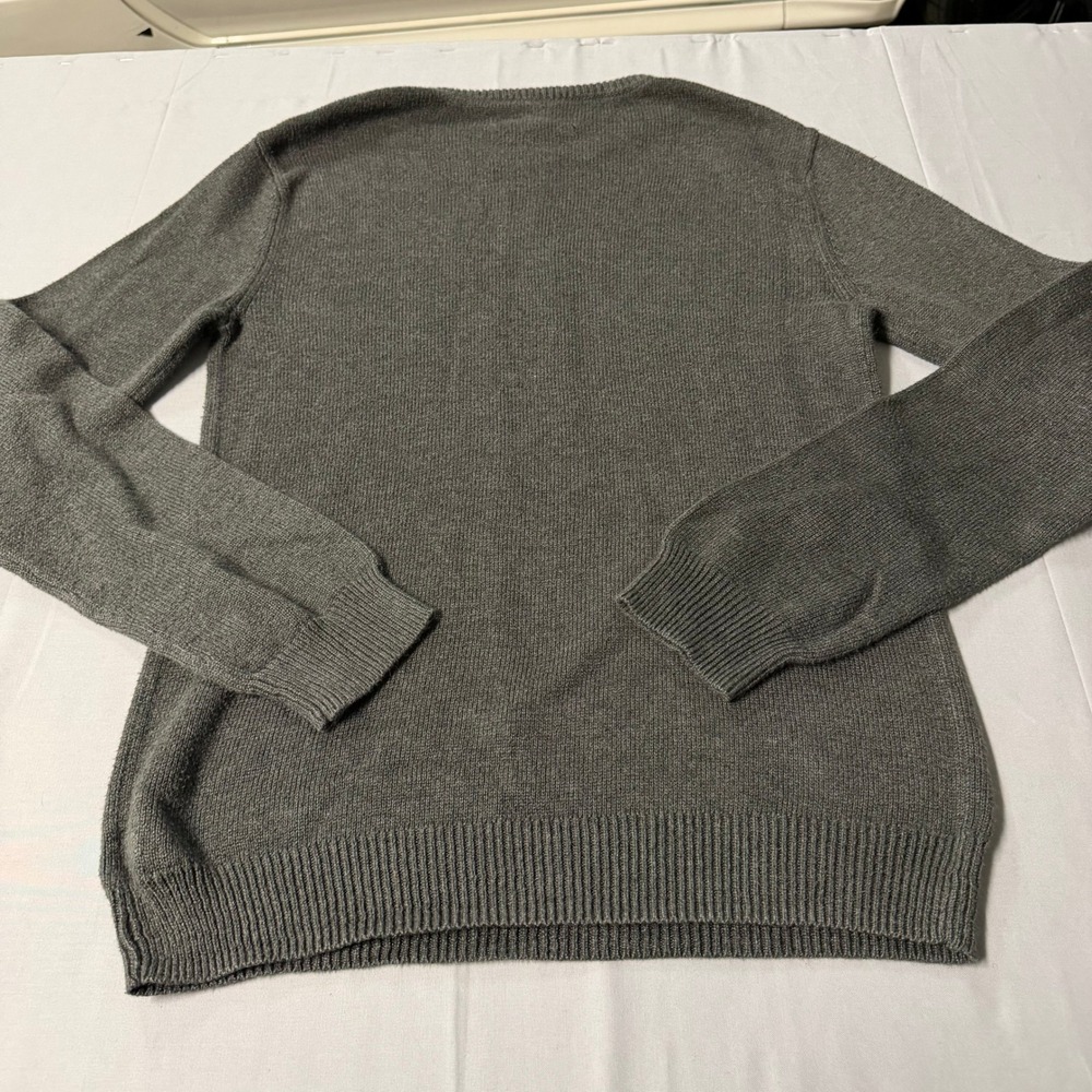 Aeropostale Mens Grey Rollin With My Gnomies Graphic Knit Sweater Small RN121726 - Picture 7 of 7